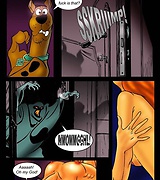 Girls from Scooby-Doo have lesbian sex, Scooby brings them a special toy for more pleasure.